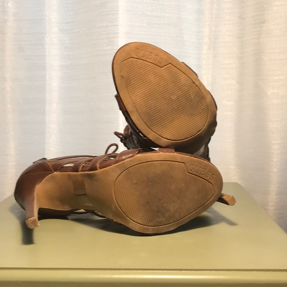 Guess lace up heels - Picture 3 of 4